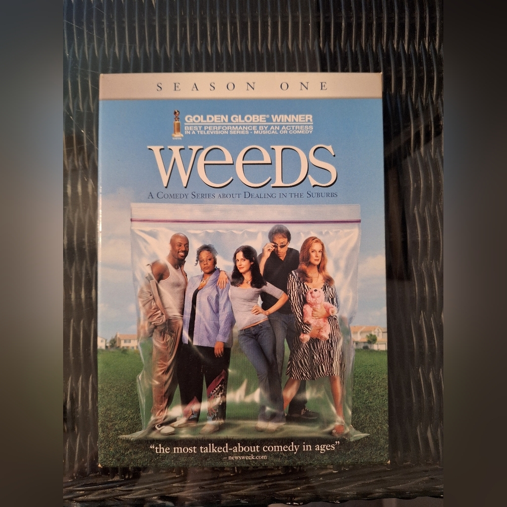 Weeds Season One DVD